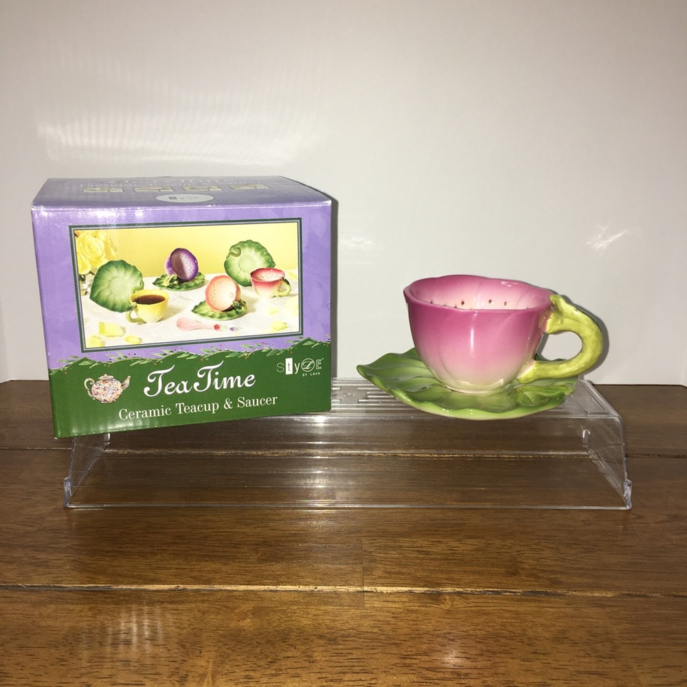 Tea Time Floral Ceramic Teacup & Saucer
